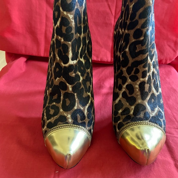 Women’s Cloth Heels w/purse 6” (NWOT) - Picture 2 of 9